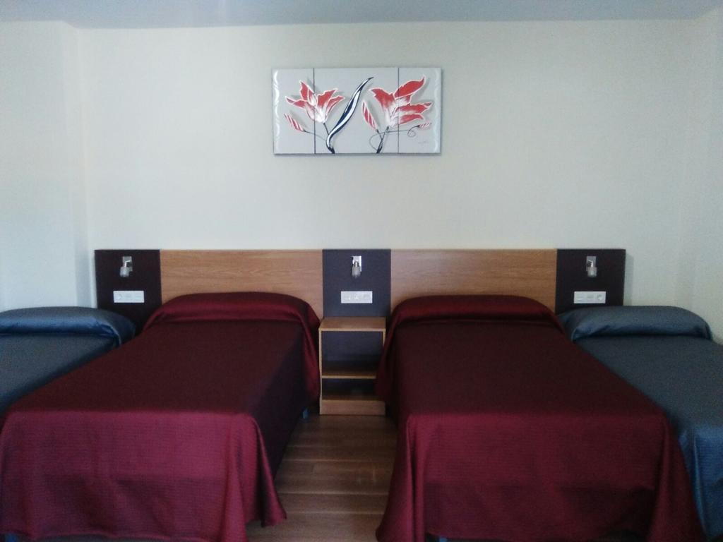 Peregrino Hotel Pontevedra Room photo