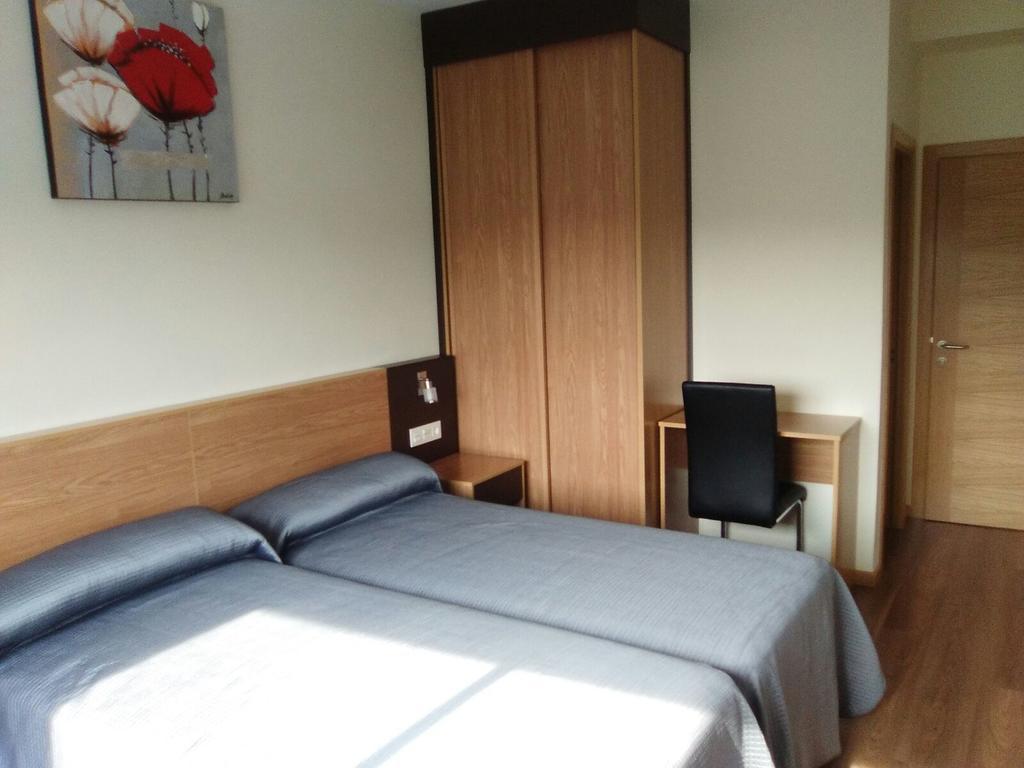 Peregrino Hotel Pontevedra Room photo